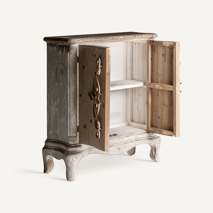Introducing the "Chest of Drawers Geyer," a charming addition to your home decor. This cream-colored chest of drawers features a timeless Provenzal style, adding elegance and warmth to any room