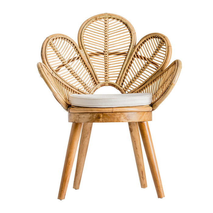 The Lluc armchair, in a refined natural shade, epitomizes the clean lines and elegance of contemporary design. Masterfully constructed from rattan, complemented by sturdy mahogany wood, and cushioned with soft cotton, it strikes a balance between form and function