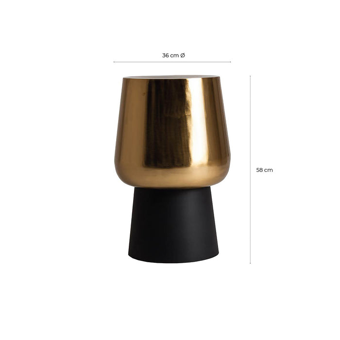 Introducing the Klam Side Table, a striking addition to your space in a captivating black & gold color combination. Embodying the timeless Art Deco style, this table is meticulously crafted from durable iron, ensuring both style and durability