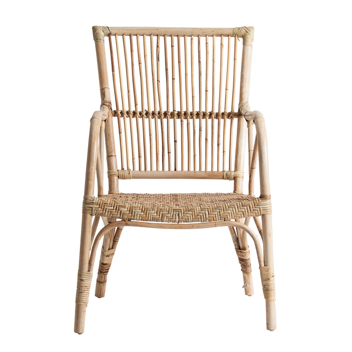 The Nukus armchair, in its pure natural shade, embodies the essence of modern design with an earthy touch. Entirely crafted from rattan, it stands as a tribute to simplicity and organic beauty. Representing pure nature furniture, this piece seamlessly integrates into contemporary settings while bringing forth the warmth and authenticity of its material.