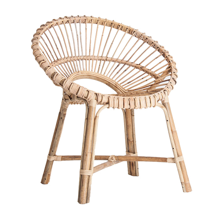 Armchair Chilaw is a stylish and contemporary piece of furniture that adds a touch of natural beauty to any room. Its natural rattan construction gives it a unique and rustic look that is both elegant and functional.