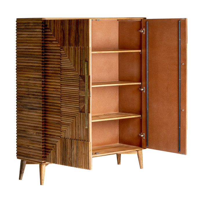 The Plissé Wood Wardrobe in a natural color exudes the timeless charm of Art Deco style. Constructed with premium mango wood and adorned with iron elements, it showcases a combination of beauty and sturdiness.