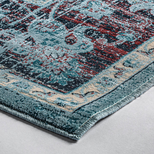 Carpet Suyay, a captivating turquoise addition, crafted meticulously with high-quality viscose for a luxurious soft feel. Chic and timeless. 